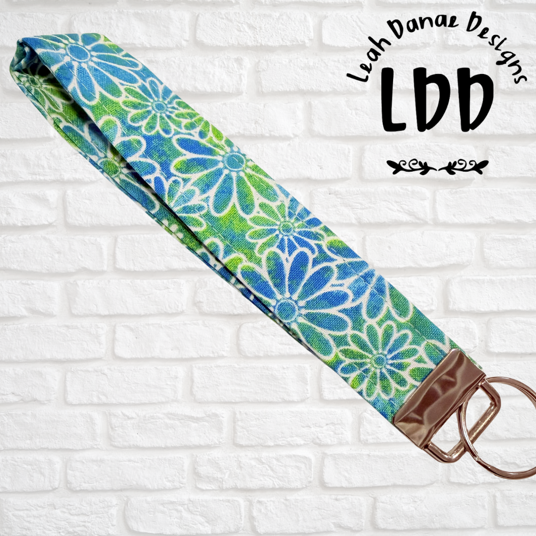 CHRISTINA - Wristlet Keychain
