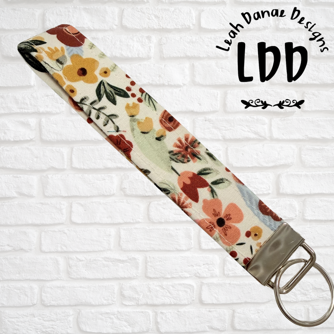ELLA - Wristlet Keychain