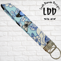 IZZY - Wristlet Keychain