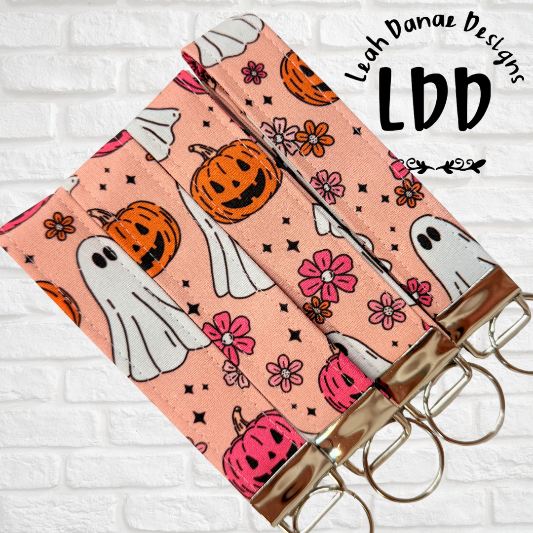 PINK BOHO SPOOKY - Mini Wristlet Keychain